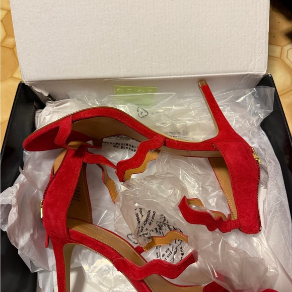 NWT J. Crew Elegant Red Women's Heels - Picture 2 of 4